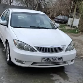 Toyota Camry 2005