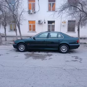 BMW E39 1999