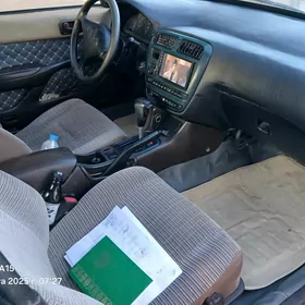 Toyota Carina 1994