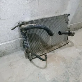 BMW e34 radiator