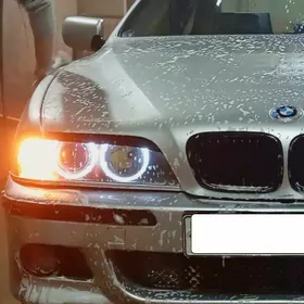 BMW E39 2003