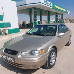 Toyota Camry 1998