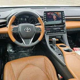 Toyota Avalon 2022