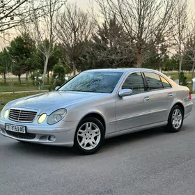 Mercedes-Benz E350 2005