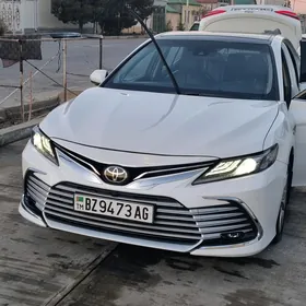 Toyota Camry 2018