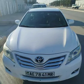 Toyota Camry 2011