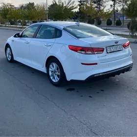 Kia Optima 2019