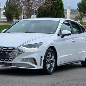 Hyundai Sonata 2021