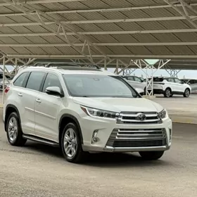 Toyota Highlander 2017