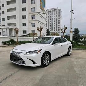 Lexus ES 350 2020