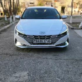 Hyundai Elantra 2021