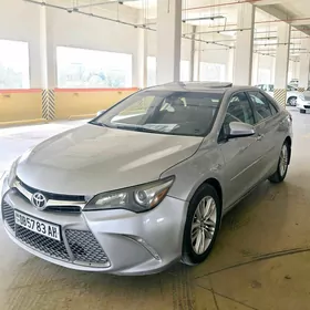 Toyota Camry 2015