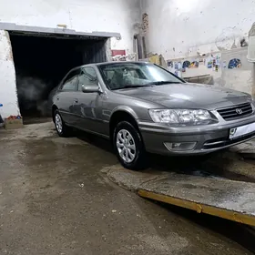 Toyota Camry 1998