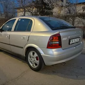 Opel Astra 2001