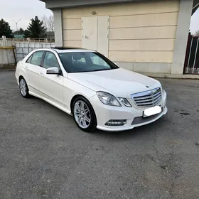 Mercedes-Benz E350 2010