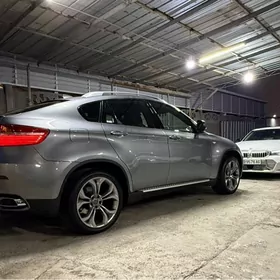 BMW X6 2013