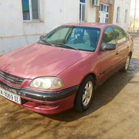 Toyota Avensis 1999