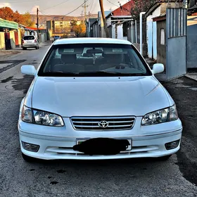 Toyota Camry 2001