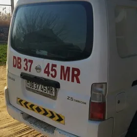 Nissan Urvan 2008