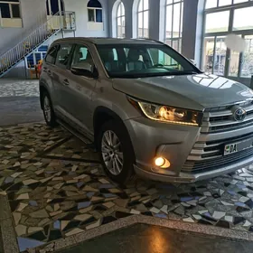 Toyota Highlander 2017