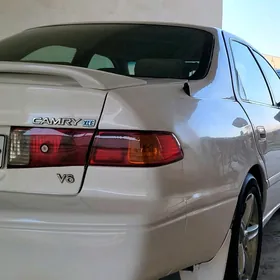 Toyota Camry 1999