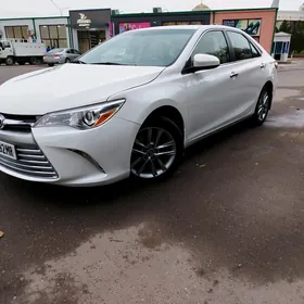 Toyota Camry 2015