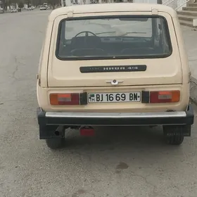 Lada Niva 1984