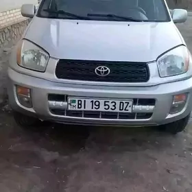 Toyota RAV4 2001