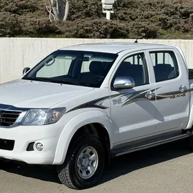 Toyota Hilux 2013