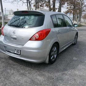 Nissan Versa 2010