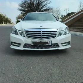 Mercedes-Benz E350 2010