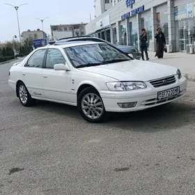 Toyota Camry 2001