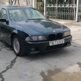 BMW E39 2002