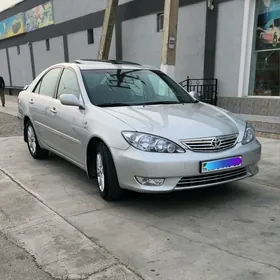 Toyota Camry 2004