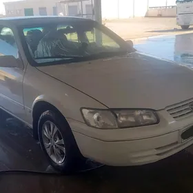 Toyota Camry 1998