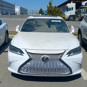 Lexus ES 350 2020