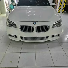 BMW F10 2015