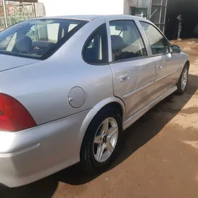 Opel Vectra 1999