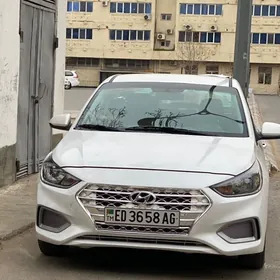 Hyundai Accent 2022