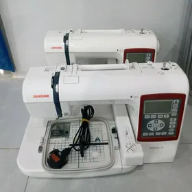 JANOME 230 E