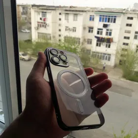 iPhone 13 Pro Cehollar