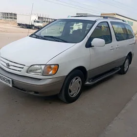 Toyota Sienna 1998