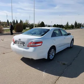 Toyota Camry 2010