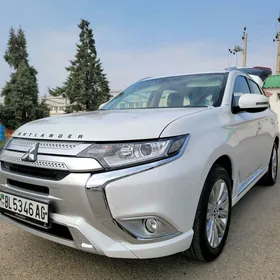 Mitsubishi Outlander 2022