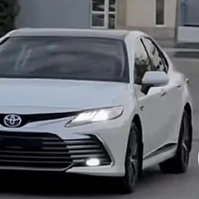 Toyota Camry 2020