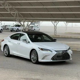 Lexus ES 350 2019