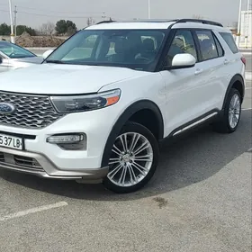 Ford Explorer 2022