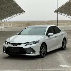 Toyota Camry 2023