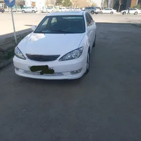 Toyota Camry 2003