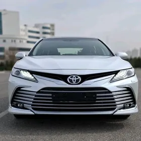 Toyota Camry 2022